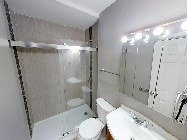 1316 E Genesee St #2 — Photo 6