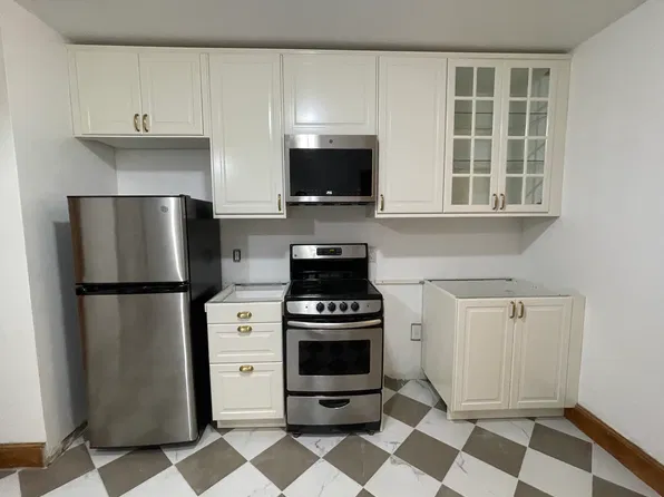 89 Prince St #2F, Boston, MA 02113