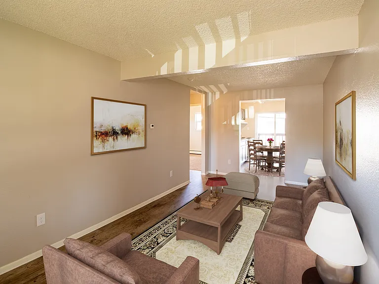 1305 Estes St — Photo 24