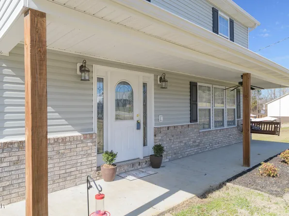 313 N Northview Dr, Strawberry Plains, TN 37871