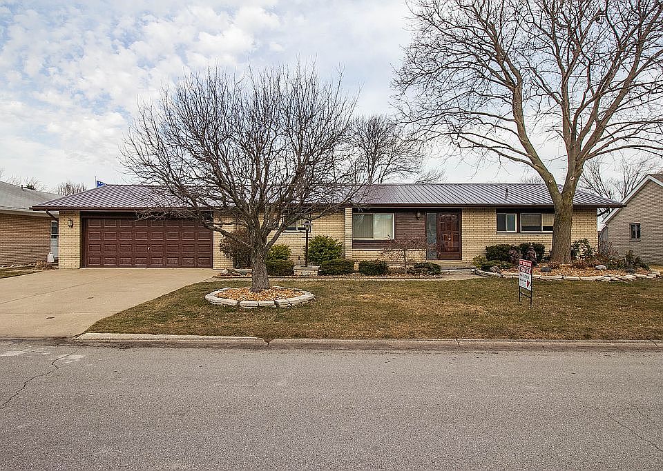1st image of 7292 Aqua Isle Dr