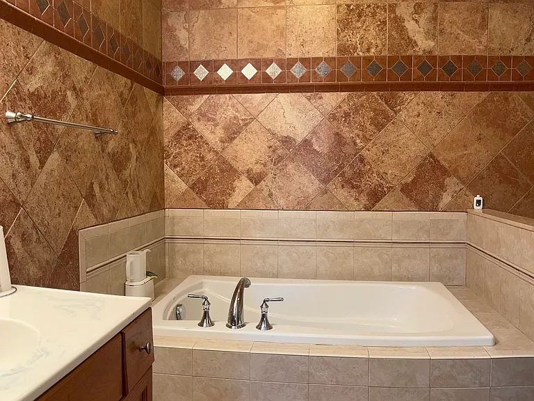 264 Midland Ave #32 — Photo 10
