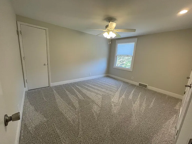 11911 Overbrook Rd — Photo 18