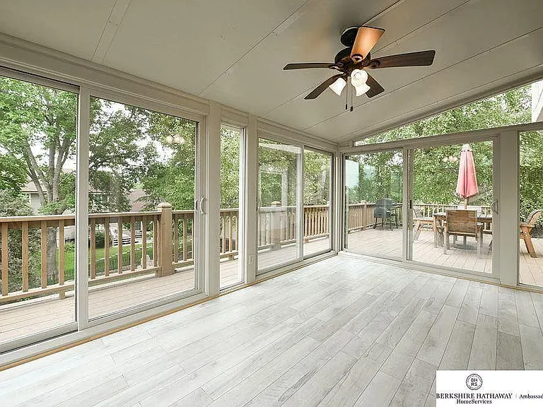 13442 Sherwood Ave — Photo 16