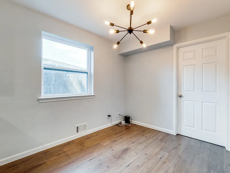 5221 Elkridge Dr — Photo 19