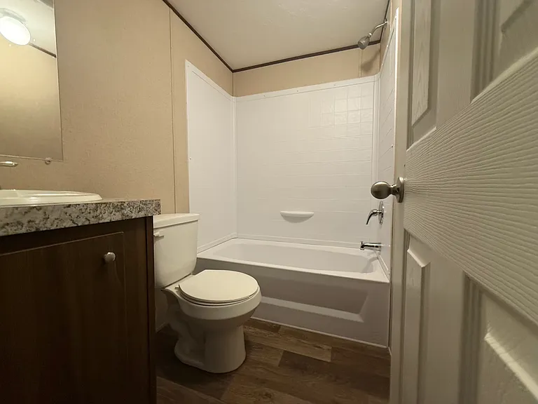 131 Eldridge Ln — Photo 12