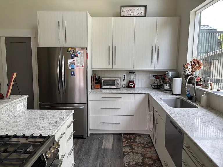 735 Pamela Ln — Photo 10