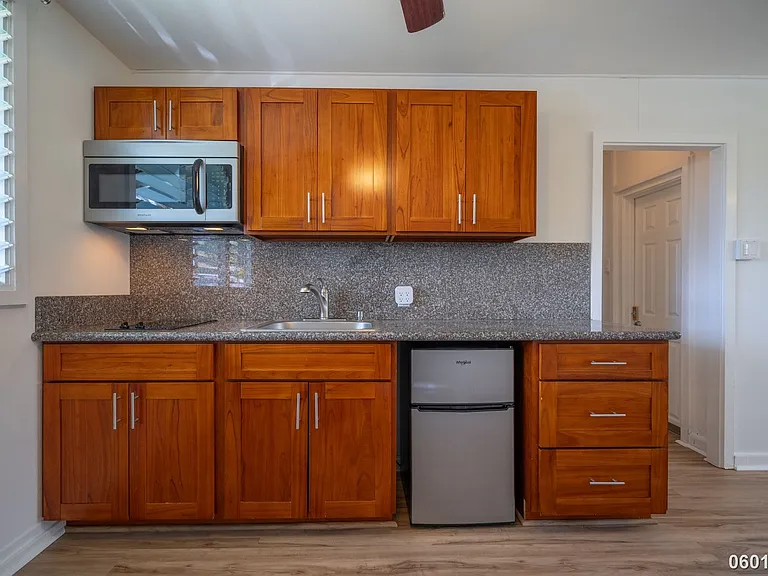 611 Kaiemi St — Photo 10