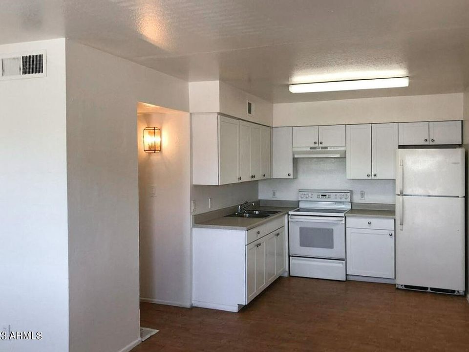 2nd image of 1703 W MOUNTAIN VIEW Road