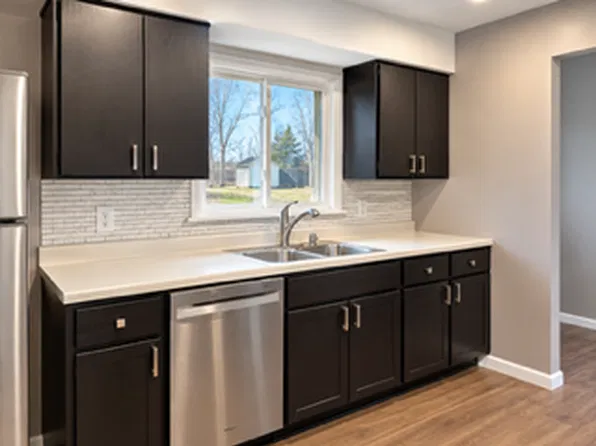 1087 Whitney Dr, Apple Valley, MN 55124