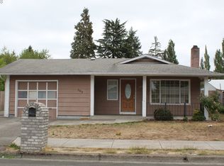369 S 44th St, Springfield, OR 97478