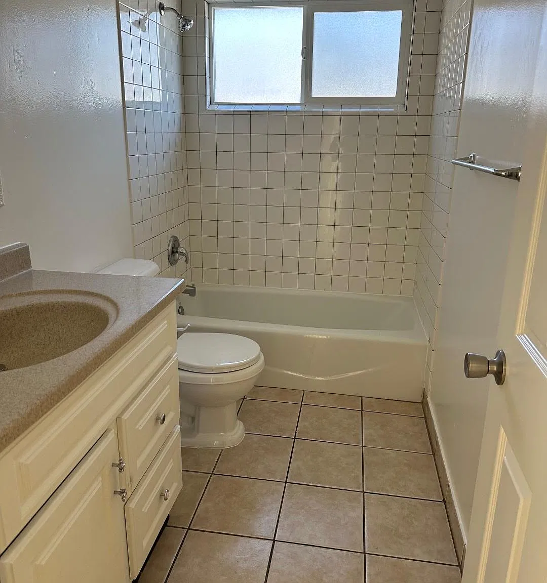 6 bed, 1221 sqft, $6,300 — Photo 3