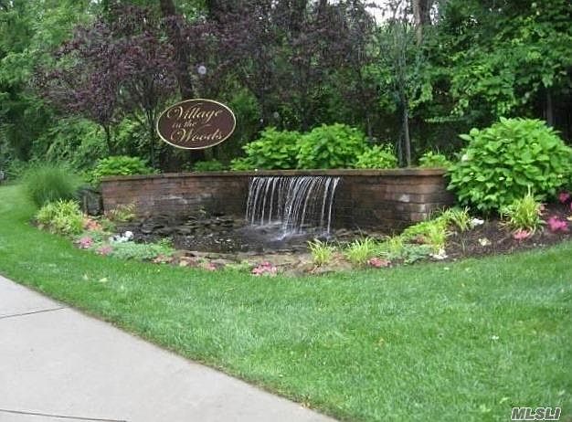 1st image of 12 Beech Ct #12