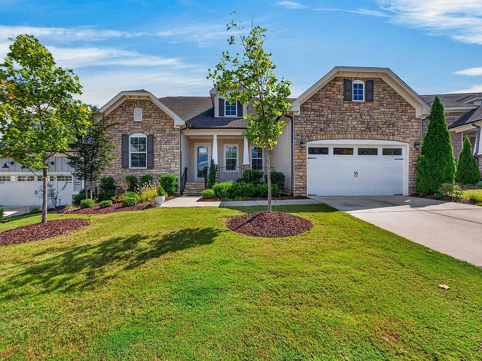 1st image of 616 Trocha Dr