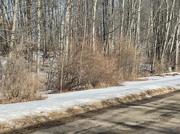 Questview Dr Unit 26, Houghton Lake, MI 48629