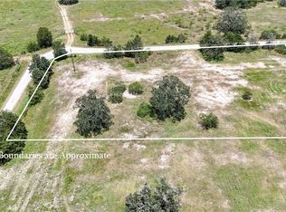 4 Zack Ln, Smithville, TX 78957