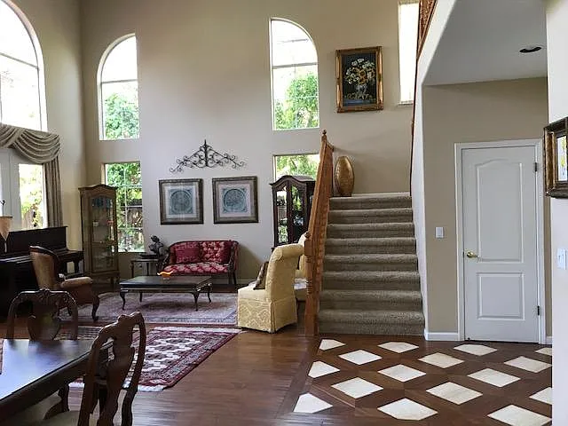 10379 N Pierpont Cir — Photo 13