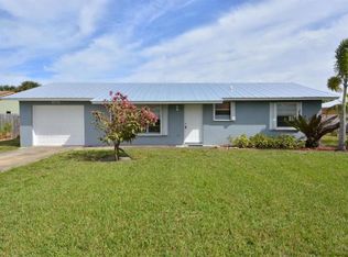 8735 SE Keathley Ct, Hobe Sound, FL 33455