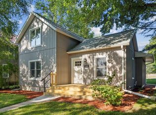 1215 Iowa St, Cedar Falls, IA 50613