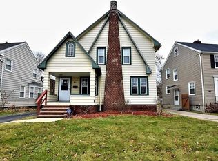 951 Rushleigh Rd, Cleveland Heights, OH 44121