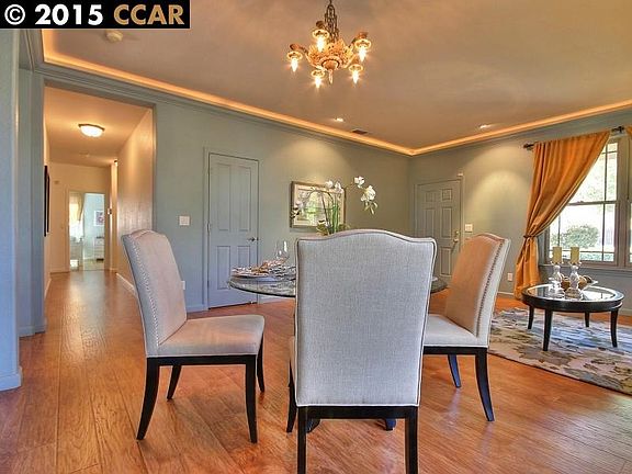 5th image of 3841 Warbler Dr