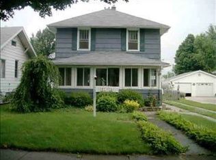 821 E Fairview Ave, South Bend, IN