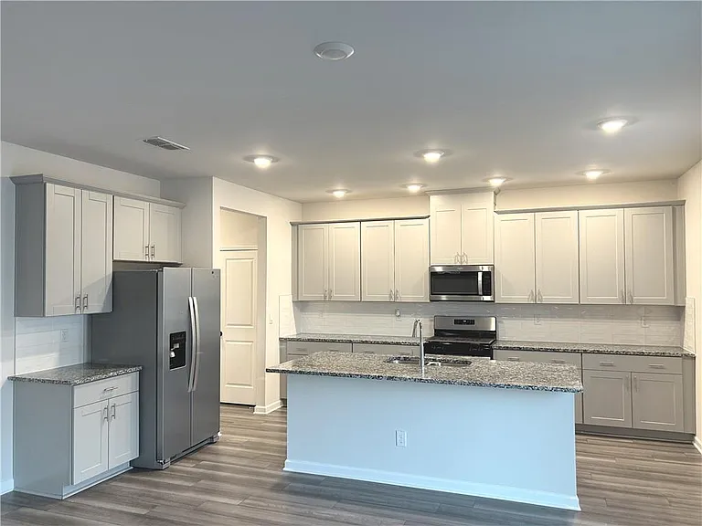 6901 Durham Ln — Photo 7