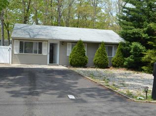 550 Sica Ln, Toms River, NJ 08753