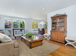 2 Putnam Hl APT 3C, Greenwich, CT 06830