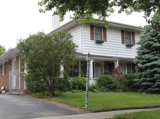 420 Jerome Pl, Wheeling, IL 60090