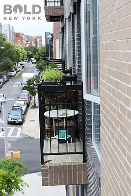 Rented by Bold Marketing | media 41
