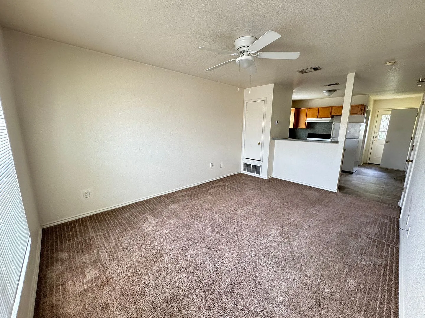 4409 Mattie Dr — Photo 3