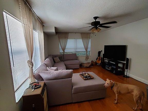 4th image of 8128 Sedgewick Ct APT B