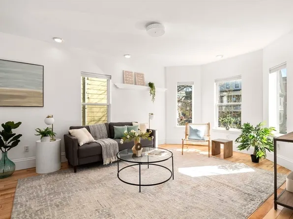 221 Highland Ave #2, Somerville, MA 02143