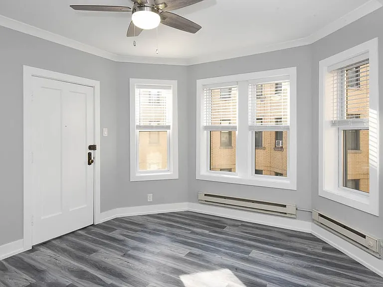 3821 N Greenview Ave #W3 — Photo 8
