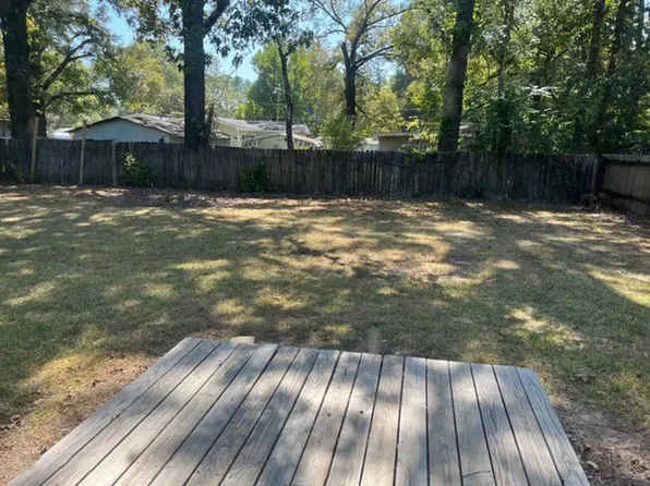815 Berwood Dr, Jackson, MS 39206