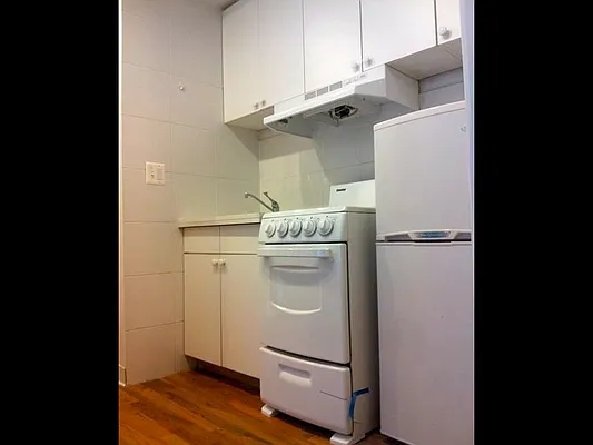 Rented by Authentic Realty | media 11