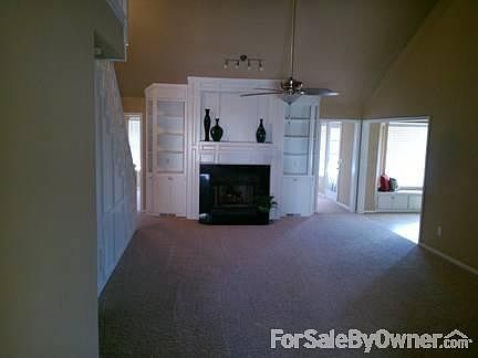 living room
						:
						with gas fireplace