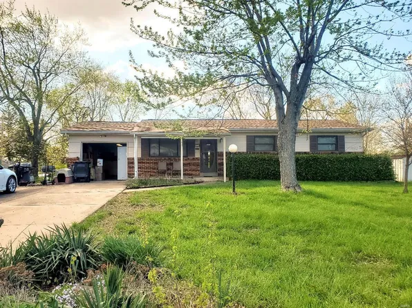 1173 Karon Dr, Saint Charles, MO 63304