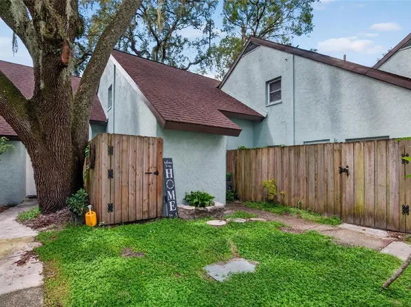5601 ASHLEY OAKS DRIVE #6, TAMPA, FL 33617