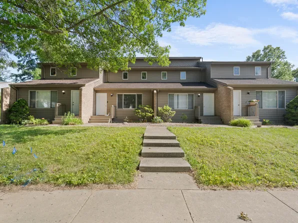 1311 Lake Charles Ave, Chesterton, IN 46304