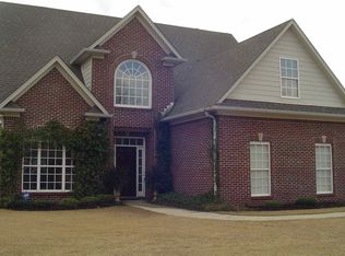 161 Savannah Ln, Calera, AL 35040