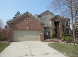 228 Poipu Dr, Honolulu, HI 96825