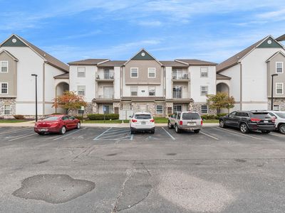 15200 Silver Pkwy APT 203, Fenton, MI, 48430