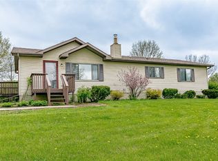 4442 Lewis Access Rd, Center Point, IA 52213
