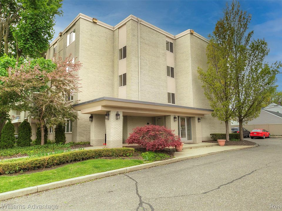 1st image of 770 Deer St APT 302