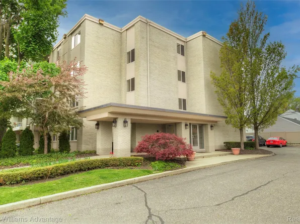 770 Deer St APT 302, Plymouth, MI 48170