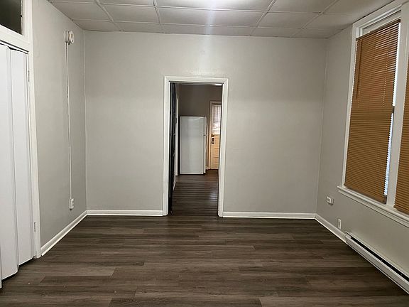 5th image of 123 E Antietam St APT 1