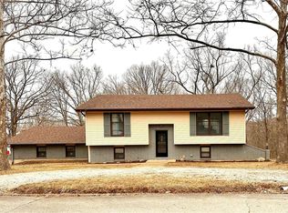 18855 Lamb Ln, Waynesville, MO 65583