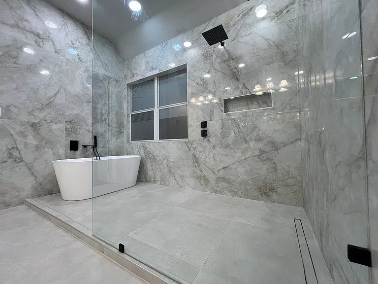 2815 Demona Dr — Photo 27